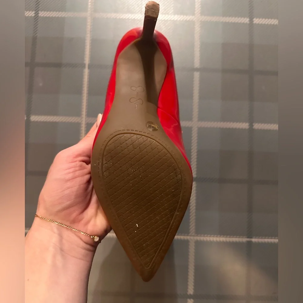 Jessica Simpson Nettles Red Patent Heels - Picture 6 of 10